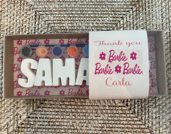 Personalized Plaster Name kit + One character party favor