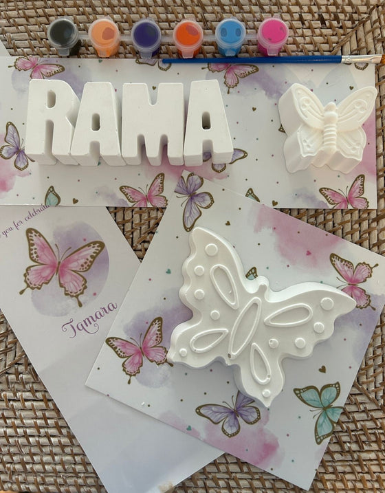 Personalized Plaster Name kit + One character party favor