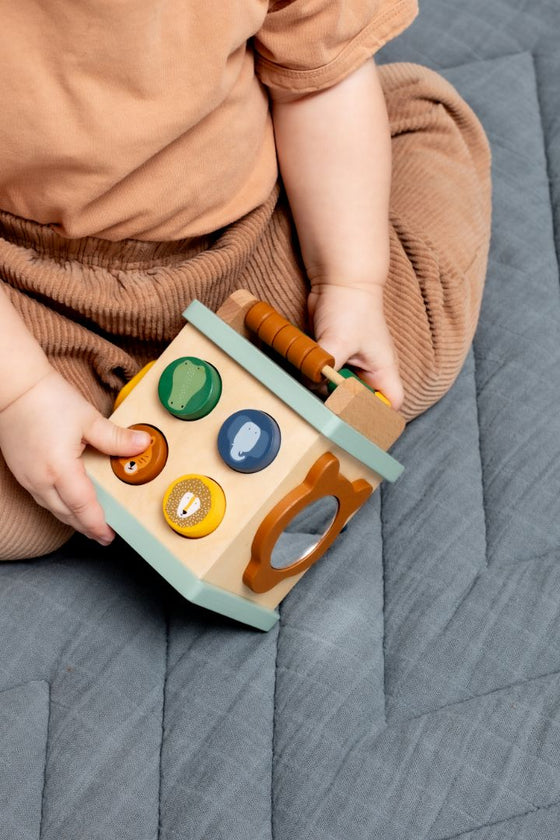 Wooden small activity cube